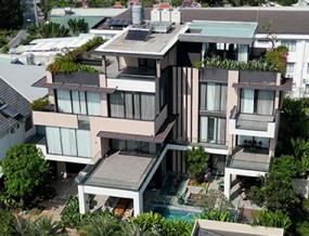 Thi công biệt thự mái bằng hiện đại 3 tầng có bể bơi & 6 phòng ngủ ở Dĩ An