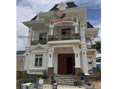 Thi công biệt thự tân cổ điển 2 tầng mái mansard 10x16m có sân vườn & bể bơi & nhà chòi vườn & gara ô tô riêng ở Củ Chi