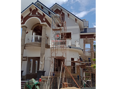 Thi công biệt thự 2 tầng mái thái hiện đại đơn giản có sân vườn và 3 phòng ngủ ở Phan Thiết