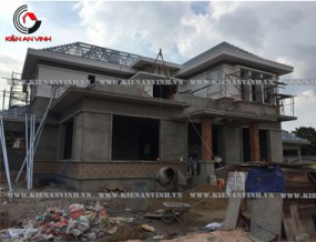 Thi công phần thô biệt thự 2 tầng mái nhật 24x20m có sân vườn rộng mát mẻ ở Châu Pha