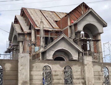 Thi Công Phần Thô Biệt Thự Mái Thái 2 Tầng Tân Cổ Điển 10x20m